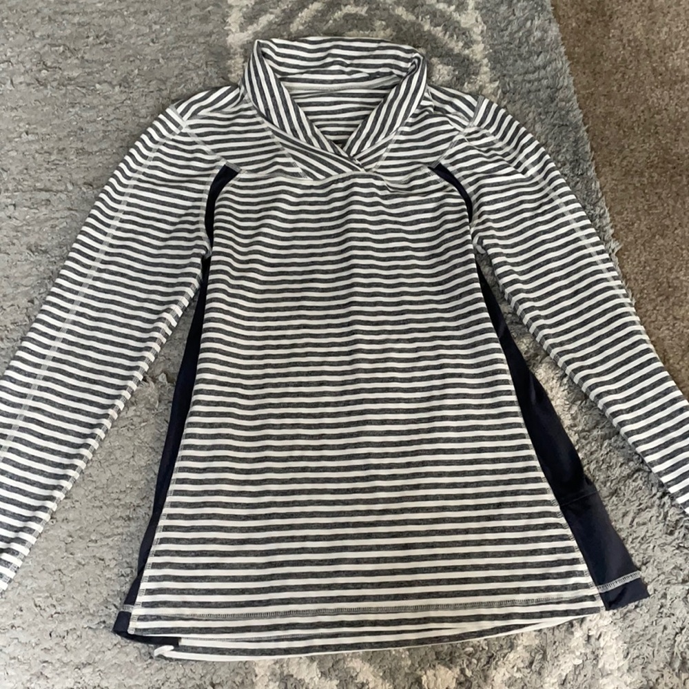 lululemon grey stripped long sleeve